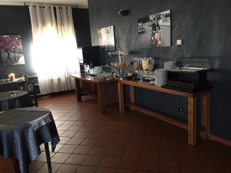 Nuovo Hotel Виджевано Экстерьер фото