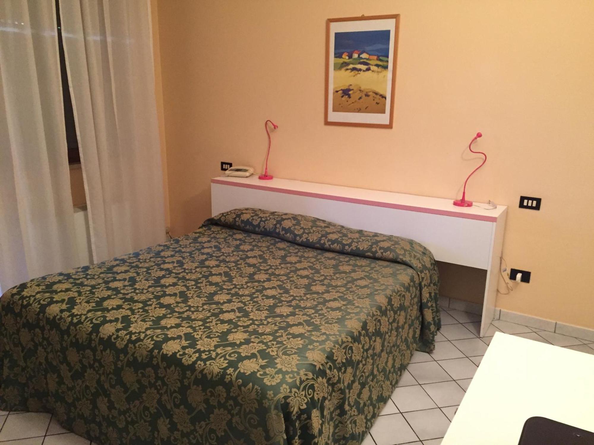 Nuovo Hotel Виджевано Номер фото